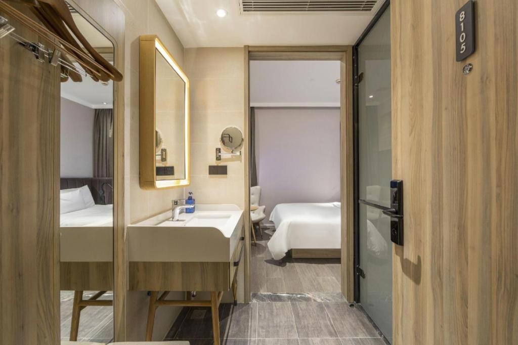 Hanting Lujiazui Oriental Pearl New Branch Hotel