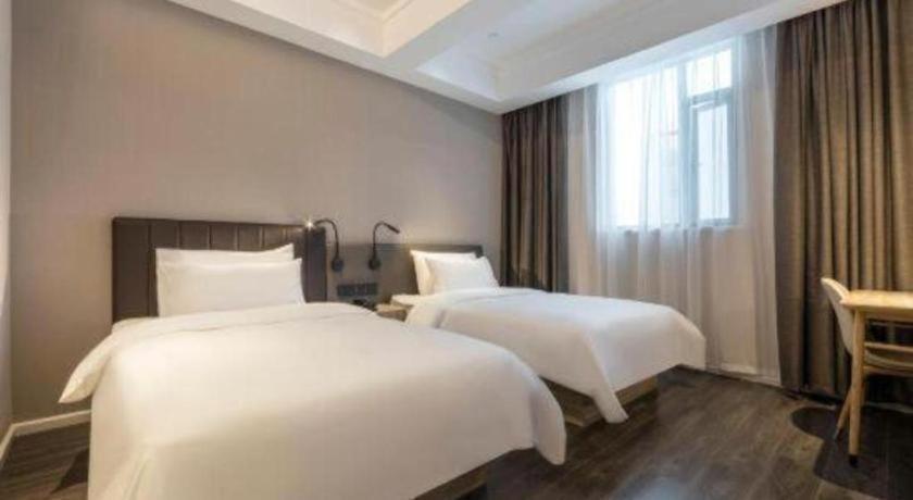 Hanting Lujiazui Oriental Pearl New Branch