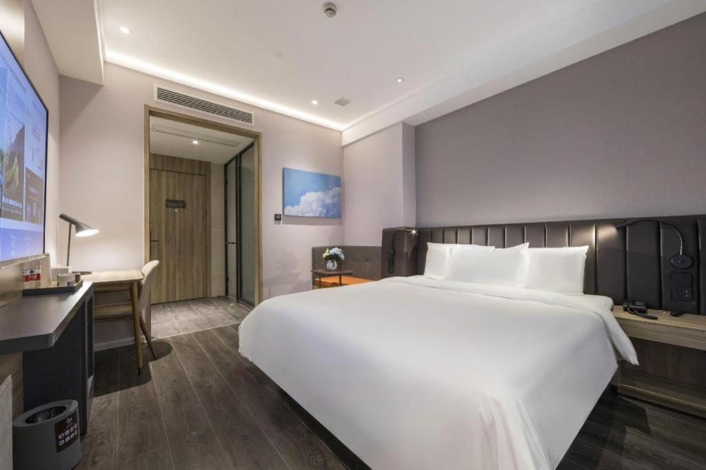 Hanting Lujiazui Oriental Pearl New Branch Hotel