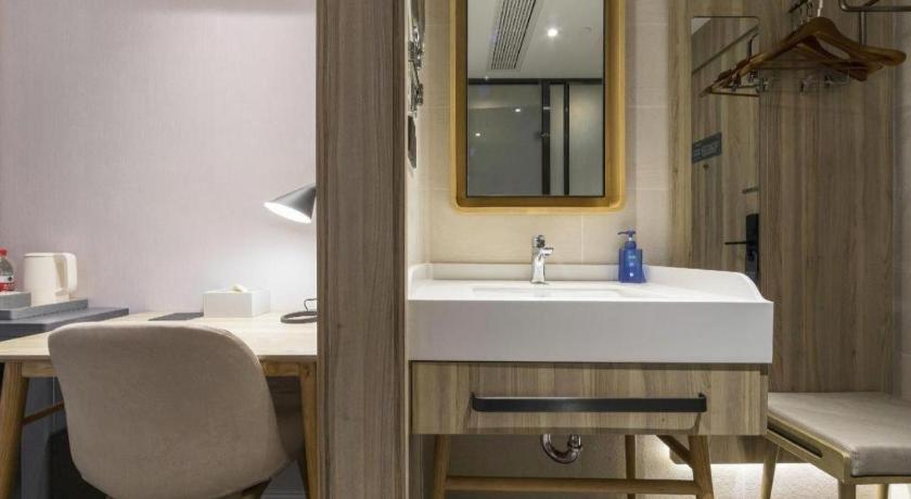 Hanting Lujiazui Oriental Pearl New Branch Hotel