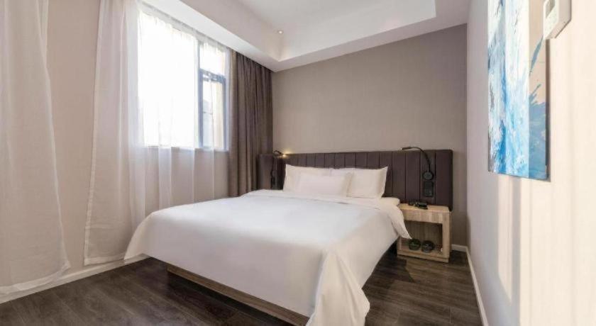 Hanting Lujiazui Oriental Pearl New Branch Hotel